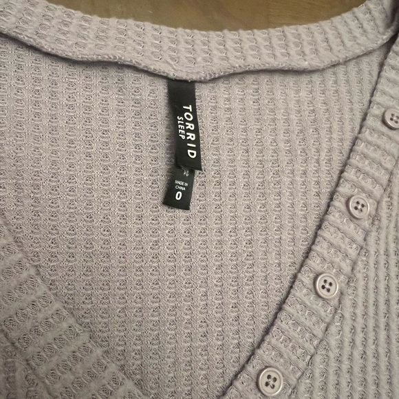 Torrid Sleep Shirt Womens 0 Plus lavender V-Neck Sleeveless Pajama Pullover - Picture 2 of 3